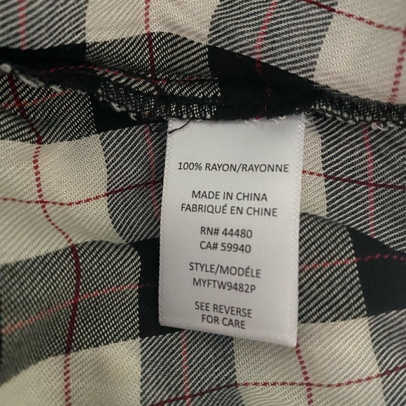 Love, Fire Plus Size Plaid Button Down Shirt Top NWT Size 1X - Picture 6 of 8